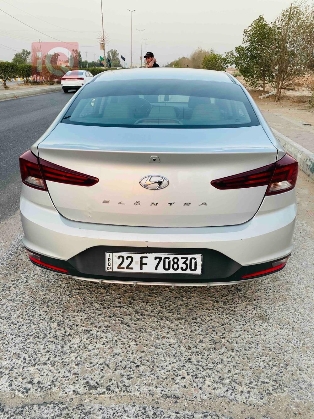 هیوندای ئەلەنترا